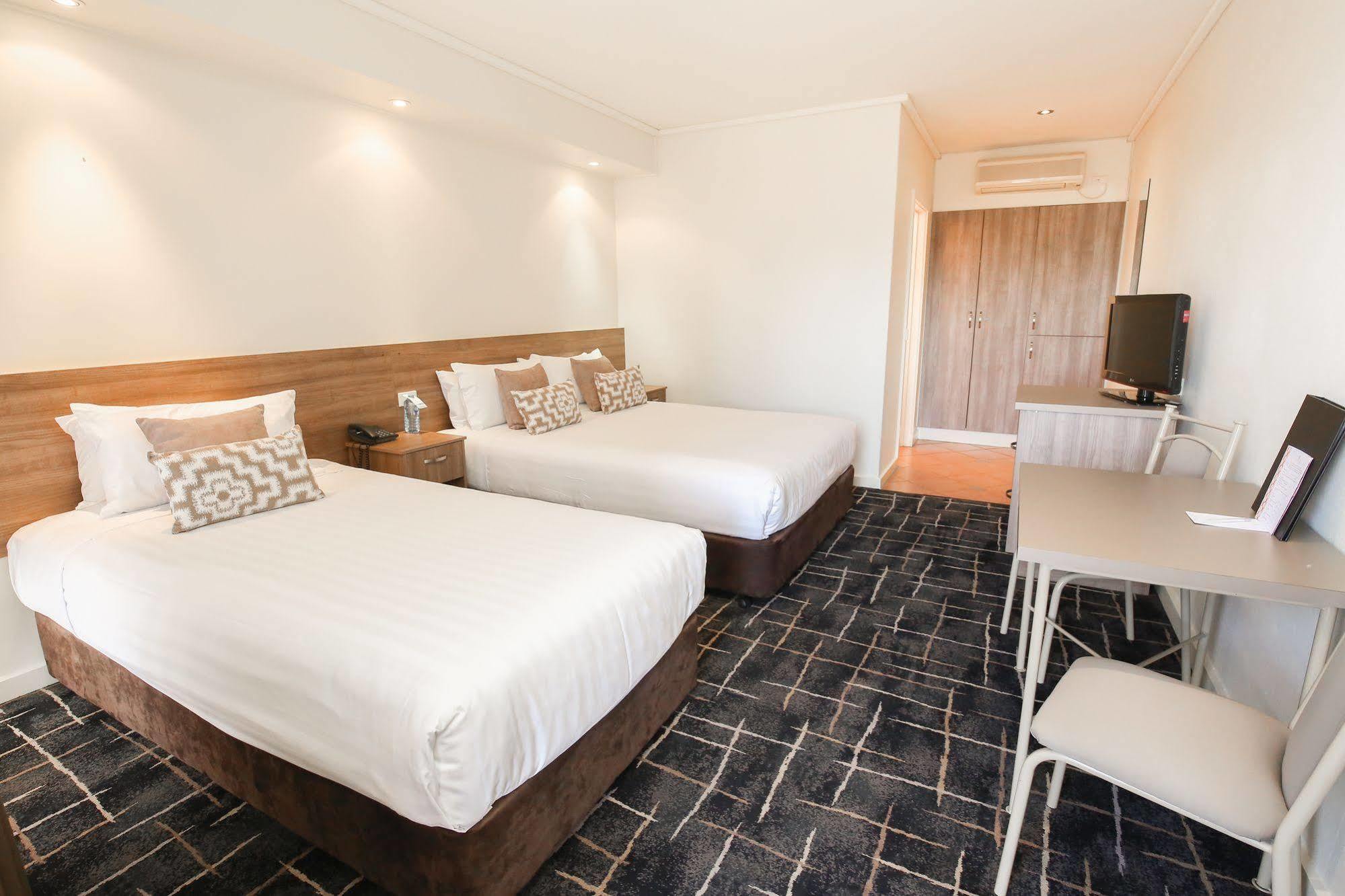 Commodore Mildura Motel Ngoại thất bức ảnh